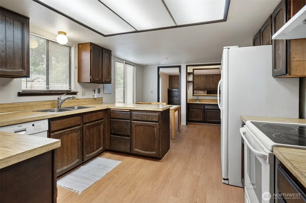 4702 24th Avenue SE Lacey WA 98503