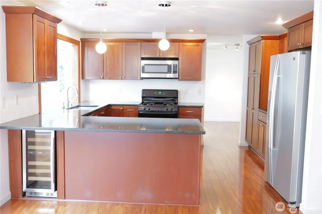 13312 NE 117th Way Redmond WA 98052