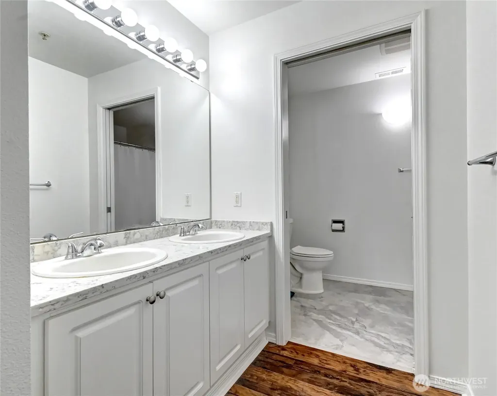 2174 Newport Way NW Issaquah WA 98027