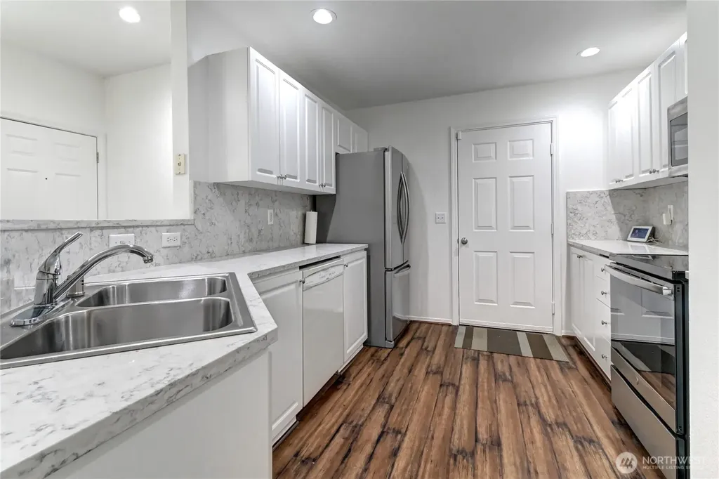 2174 Newport Way NW Issaquah WA 98027