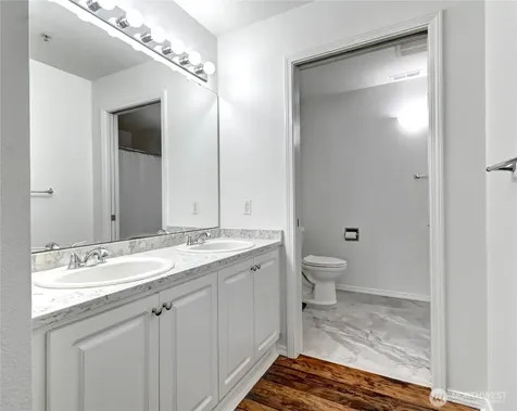 2174 Newport Way NW Issaquah WA 98027