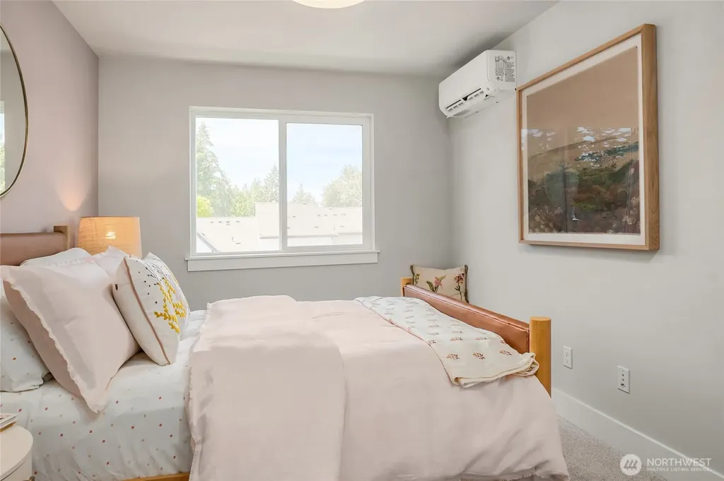 451 Parkside Walk Sammamish WA 98074