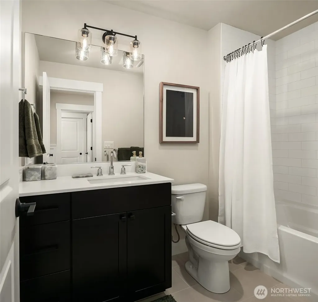 451 Parkside Walk Sammamish WA 98074