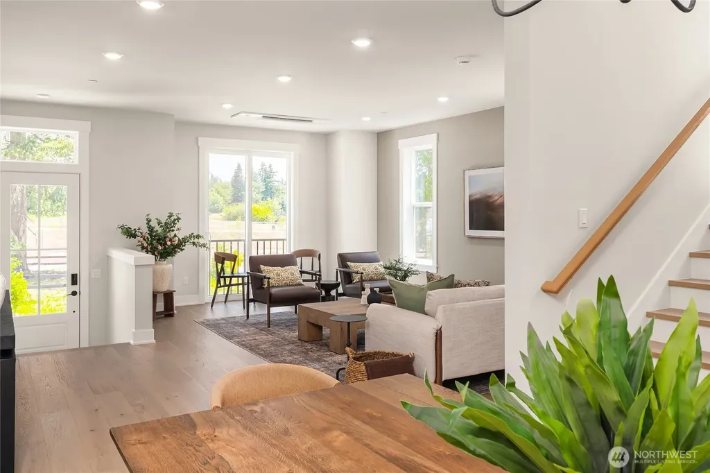 451 Parkside Walk Sammamish WA 98074