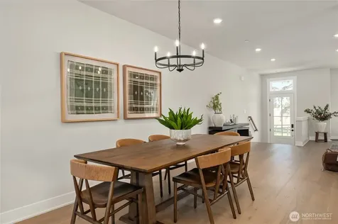 451 Parkside Walk Sammamish WA 98074