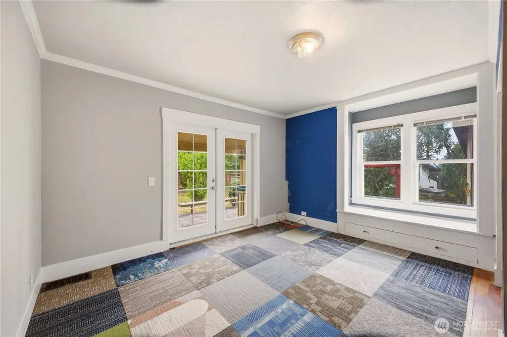 10115 15th Avenue S Seattle WA 98168