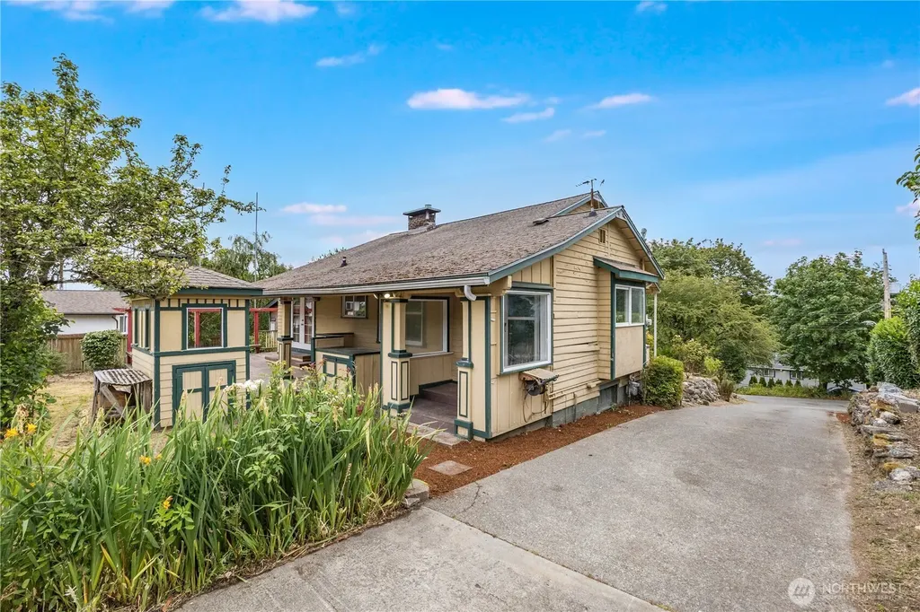 10115 15th Avenue S Seattle WA 98168