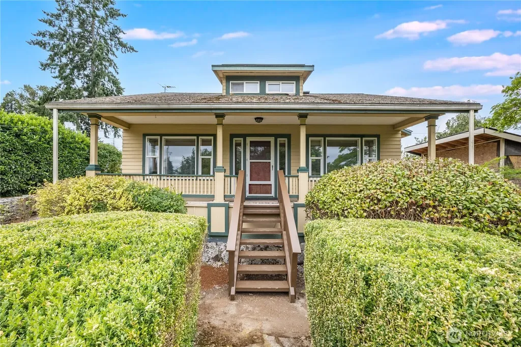 10115 15th Avenue S Seattle WA 98168