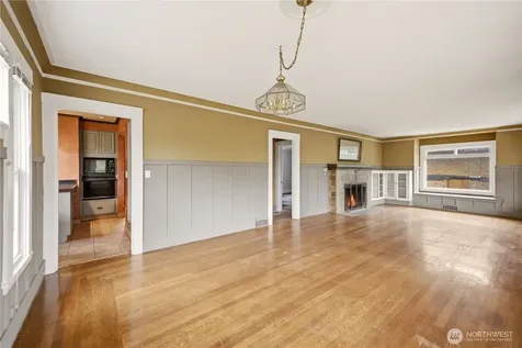 10115 15th Avenue S Seattle WA 98168