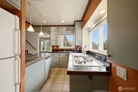 10115 15th Avenue S Seattle WA 98168