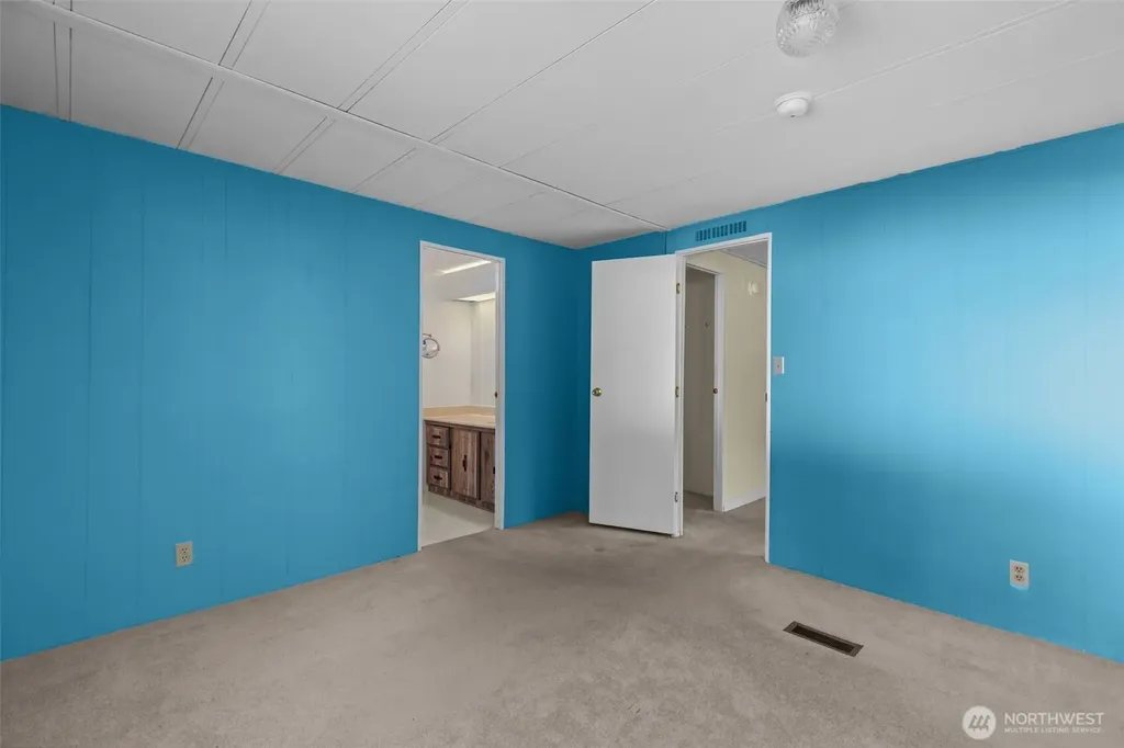 11436 SE 208th Street Kent WA 98031