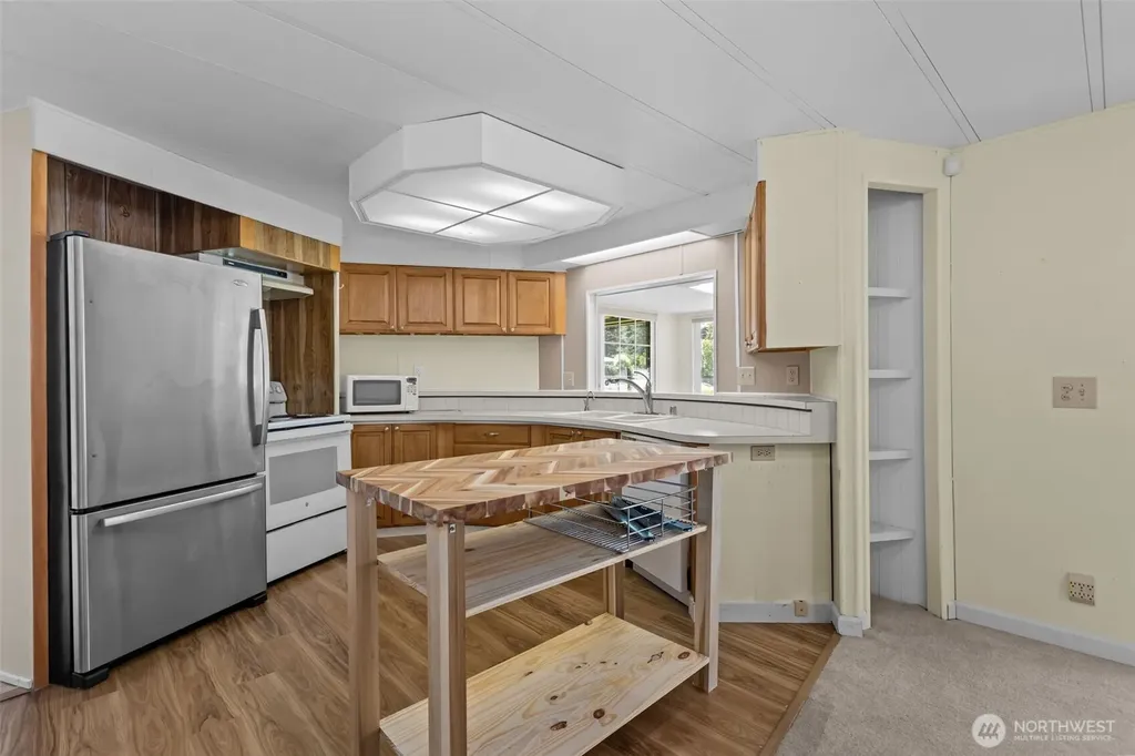 11436 SE 208th Street Kent WA 98031
