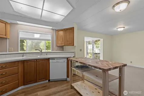 11436 SE 208th Street Kent WA 98031