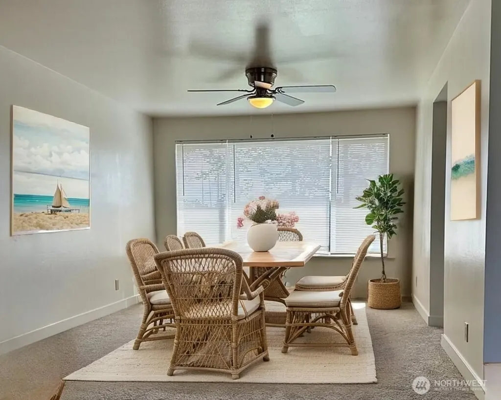 21 8th Avenue Oak Harbor WA 98277