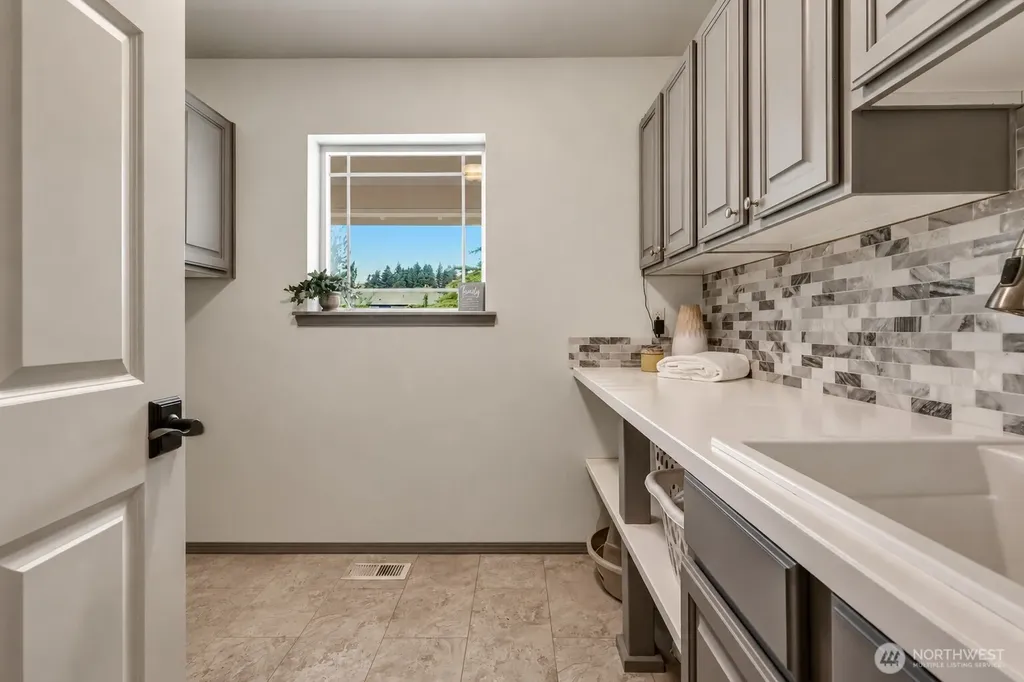 7730 Johnson Point Road SE Olympia WA 98516
