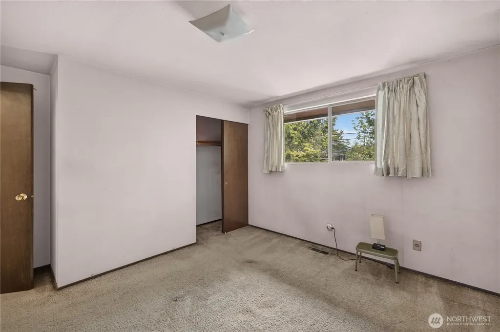 2715 22nd Avenue S Seattle WA 98144