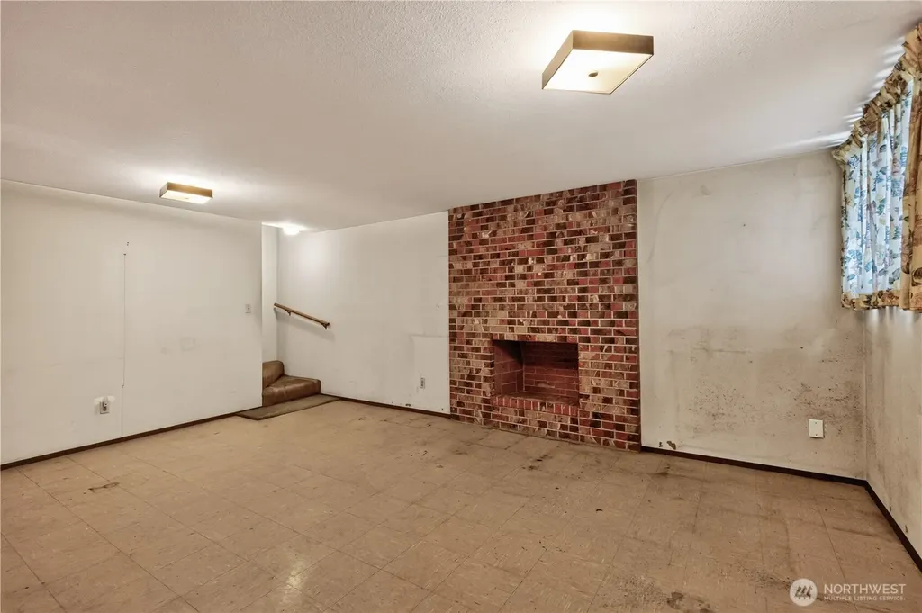 2715 22nd Avenue S Seattle WA 98144