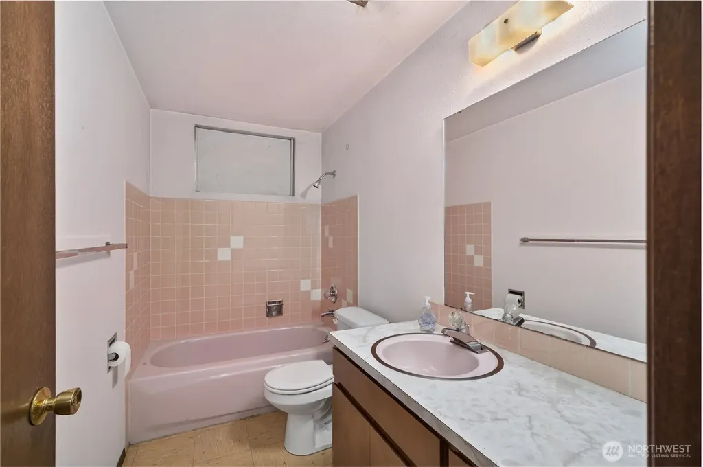 2715 22nd Avenue S Seattle WA 98144