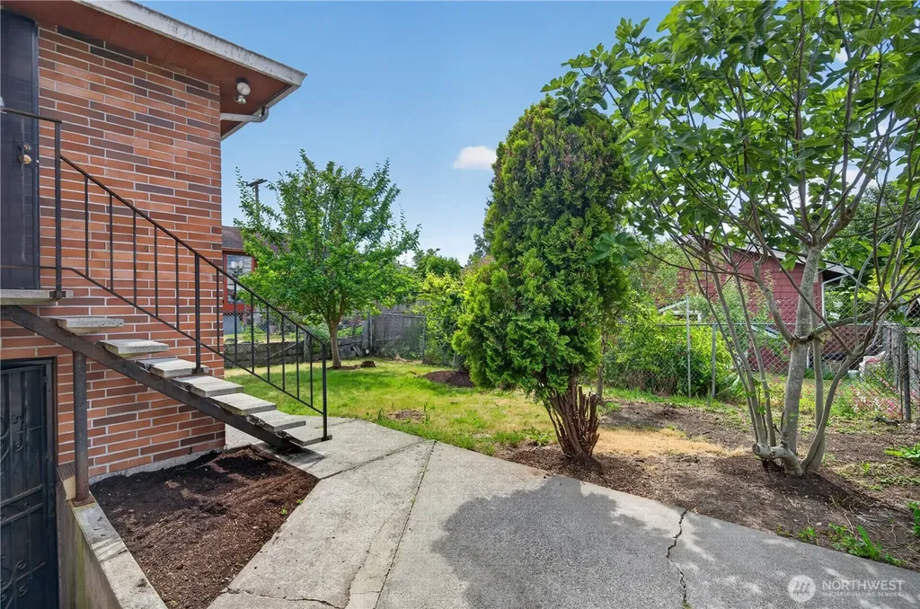 2715 22nd Avenue S Seattle WA 98144