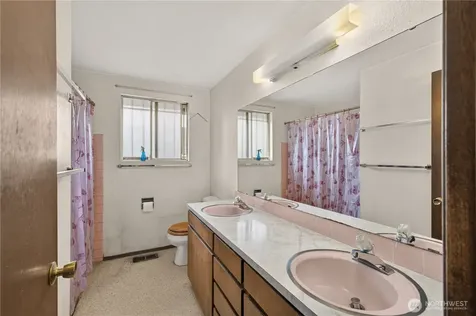 2715 22nd Avenue S Seattle WA 98144