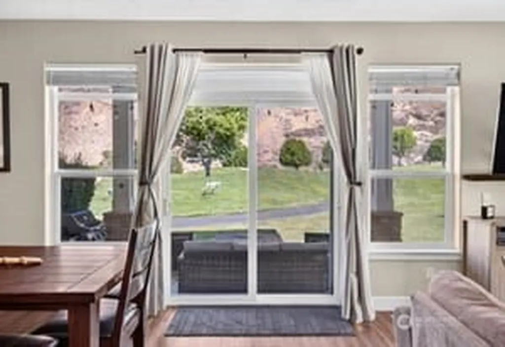 23041 NW Sunserra Loop Quincy WA 98848