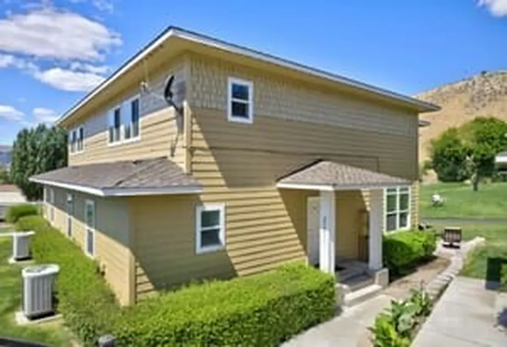 23041 NW Sunserra Loop Quincy WA 98848