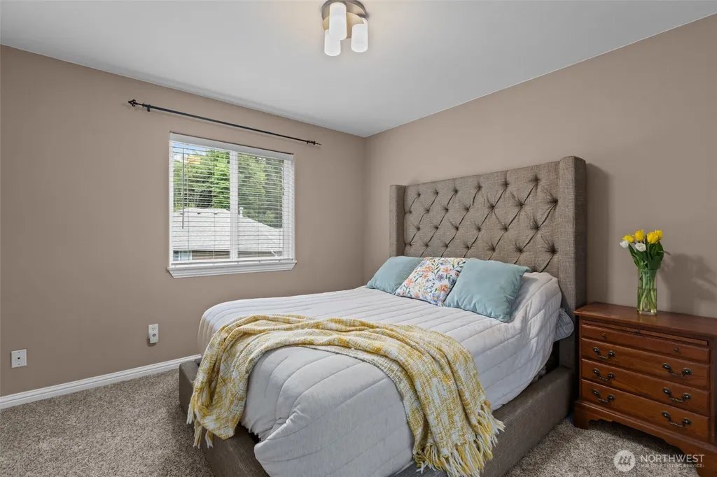 37811 21st Court S Federal Way WA 98003