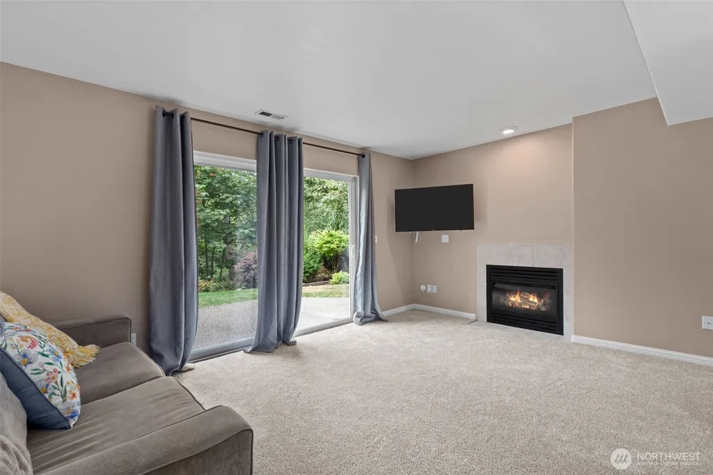 37811 21st Court S Federal Way WA 98003