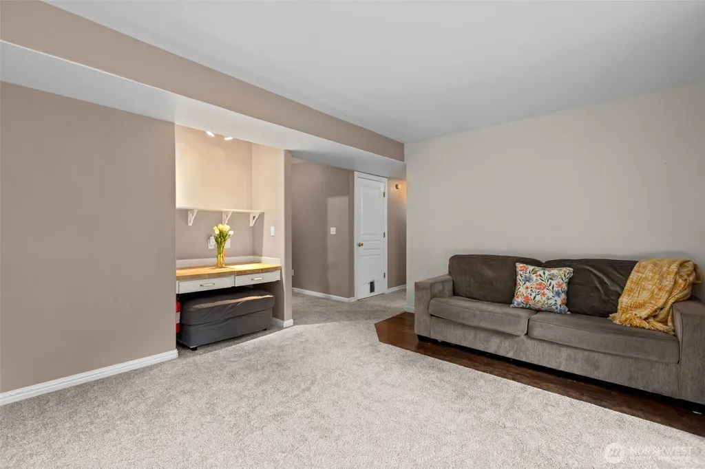 37811 21st Court S Federal Way WA 98003
