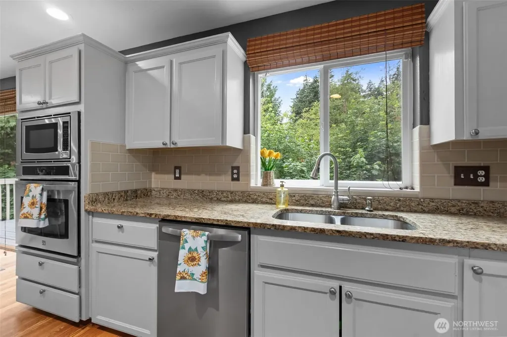 37811 21st Court S Federal Way WA 98003