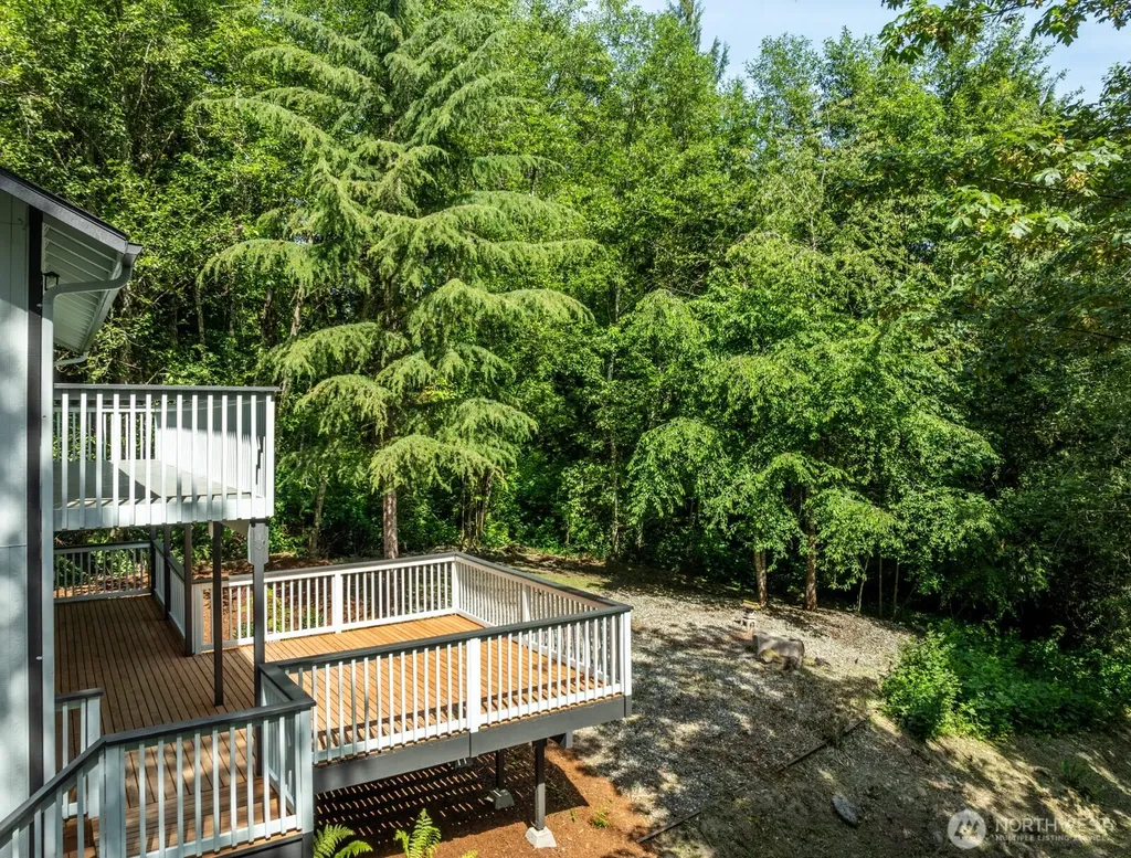 7605 NE Hidden Cove Road Bainbridge Island WA 98110