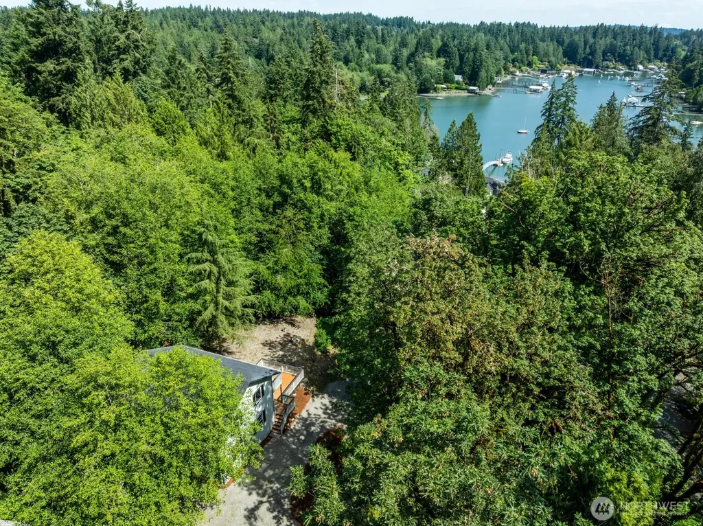 7605 NE Hidden Cove Road Bainbridge Island WA 98110