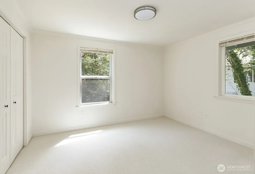 7605 NE Hidden Cove Road Bainbridge Island WA 98110