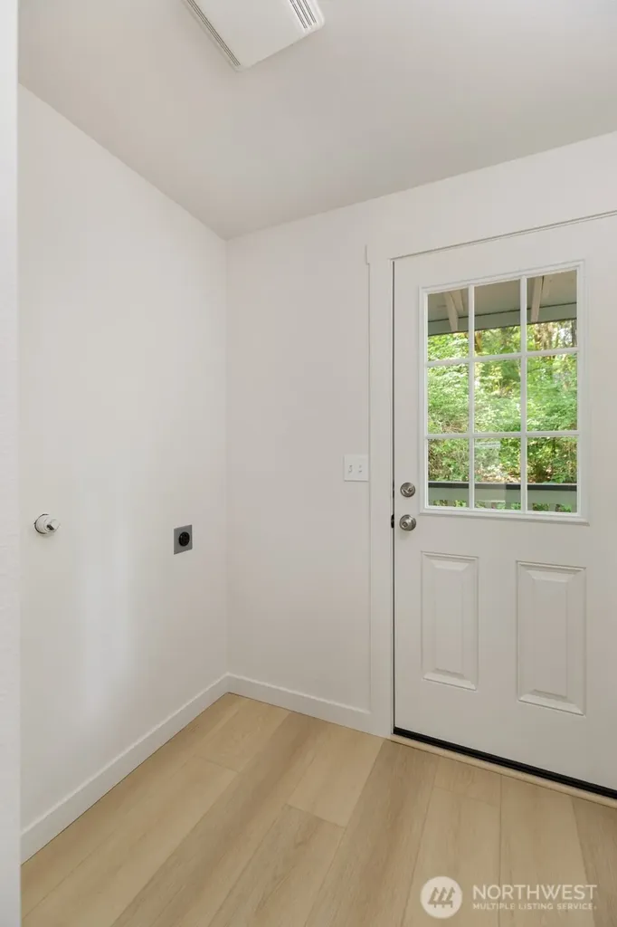 7605 NE Hidden Cove Road Bainbridge Island WA 98110