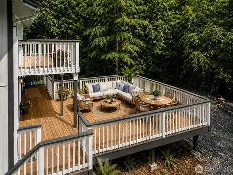 7605 NE Hidden Cove Road Bainbridge Island WA 98110