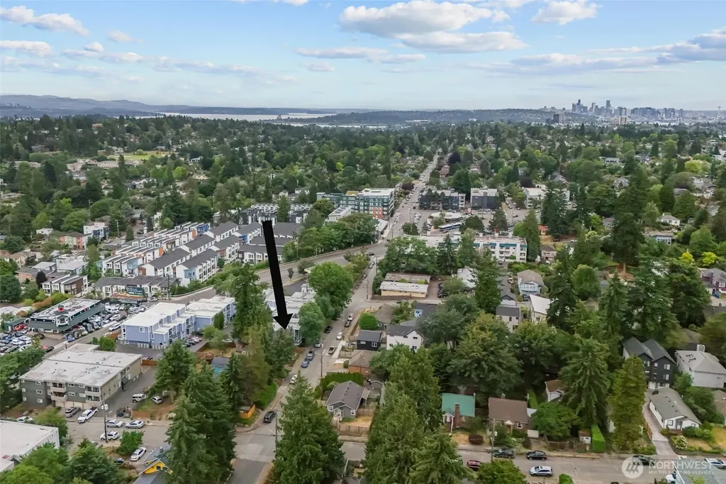 8800 20th Avenue NE Seattle WA 98115