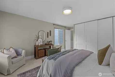 8800 20th Avenue NE Seattle WA 98115