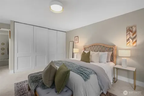 8800 20th Avenue NE Seattle WA 98115