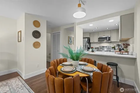 8800 20th Avenue NE Seattle WA 98115