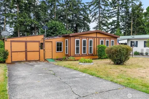 1361 NE Goldie Street Oak Harbor WA 98277