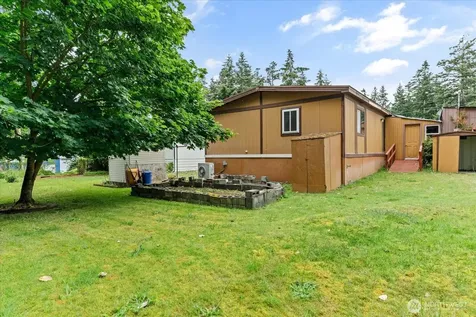1361 NE Goldie Street Oak Harbor WA 98277
