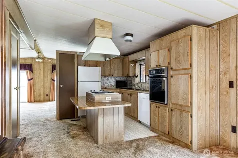 1361 NE Goldie Street Oak Harbor WA 98277