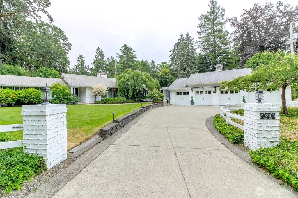 10415 Brook Lane SW Lakewood WA 98499