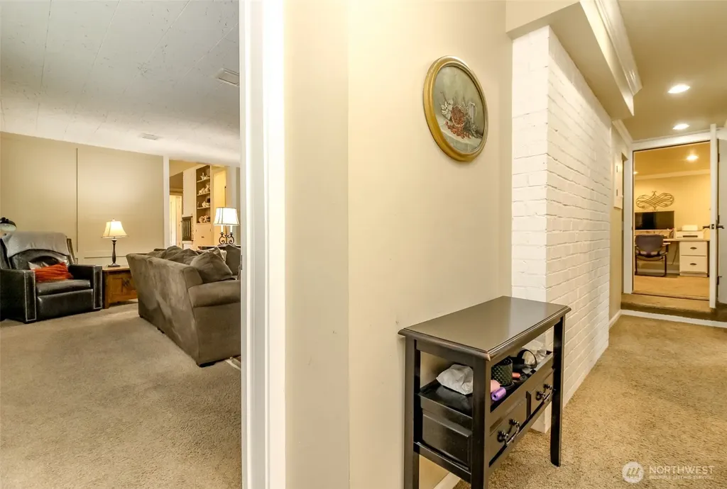 10415 Brook Lane SW Lakewood WA 98499