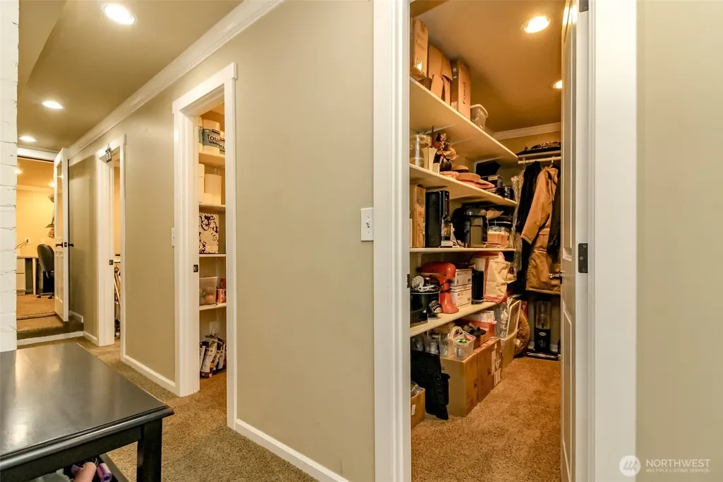 10415 Brook Lane SW Lakewood WA 98499