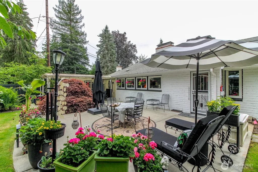 10415 Brook Lane SW Lakewood WA 98499