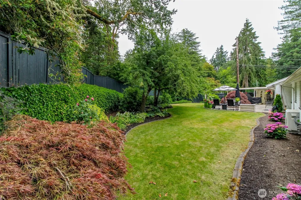 10415 Brook Lane SW Lakewood WA 98499