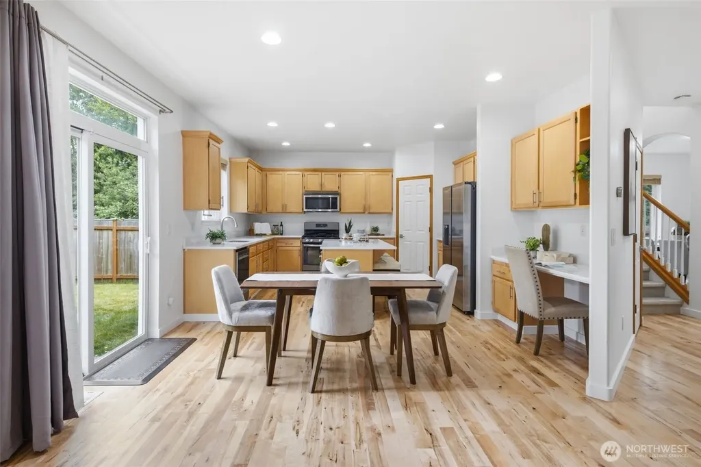 14717 Madison Way Lynnwood WA 98087