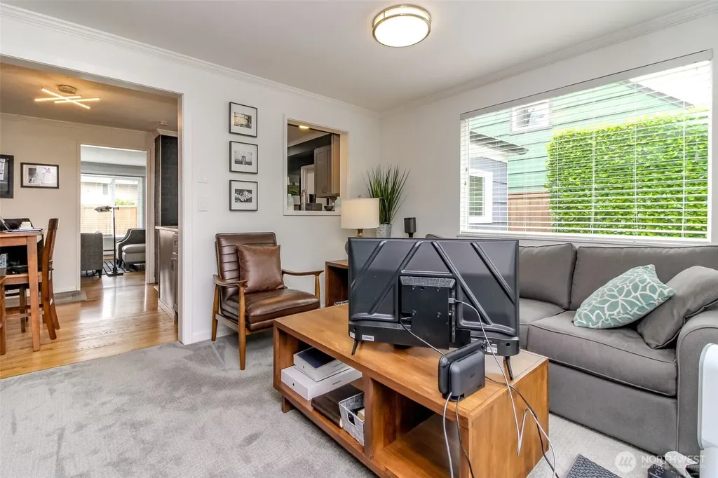 9610 Oak Lane SW Lakewood WA 98499