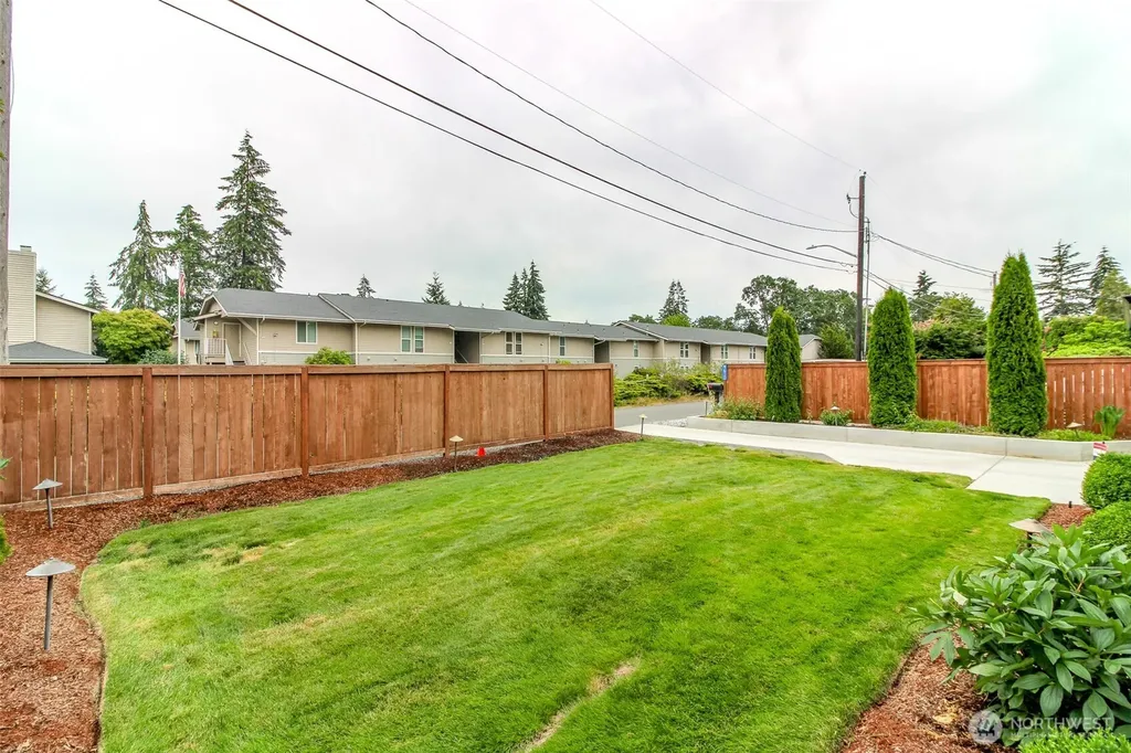9610 Oak Lane SW Lakewood WA 98499